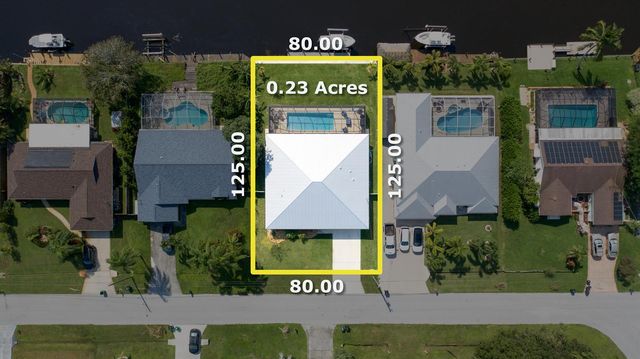 314 NE Surfside Avenue, Port St. Lucie, FL 34983