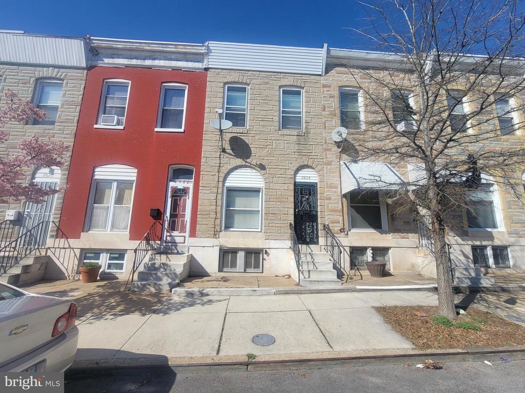 2624 E HOFFMAN ST, Baltimore, MD 21213