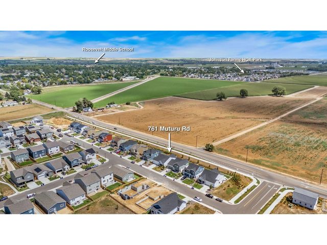 761 Muturu Rd, Johnstown, CO 80534