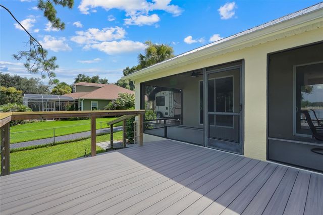 18233 ROSE STREET, Groveland, FL 34736