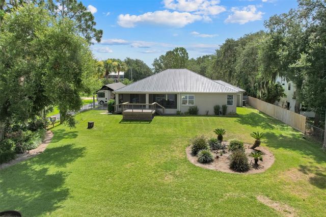 18233 ROSE STREET, Groveland, FL 34736