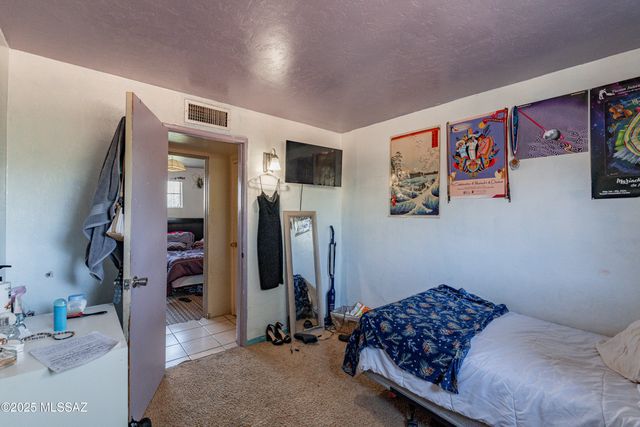 7710 S Gila Avenue, Tucson, AZ 85746