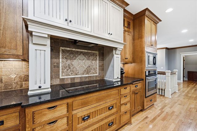 10560 31st Place NE, Saint Michael, MN 55376