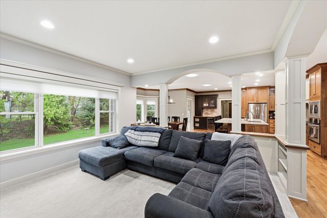 10560 31st Place NE, Saint Michael, MN 55376