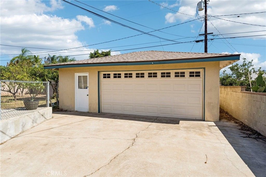 5047 Golden, Riverside, CA 92505 — photo 4