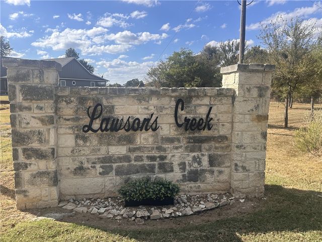 253 Dewey Ln, Franklin, TX 77856