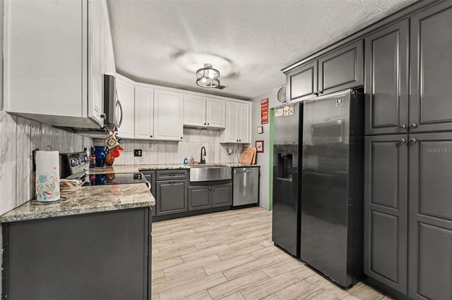 2405 ABALONE BOULEVARD, Orlando, FL 32833