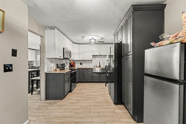 2405 ABALONE BOULEVARD, Orlando, FL 32833