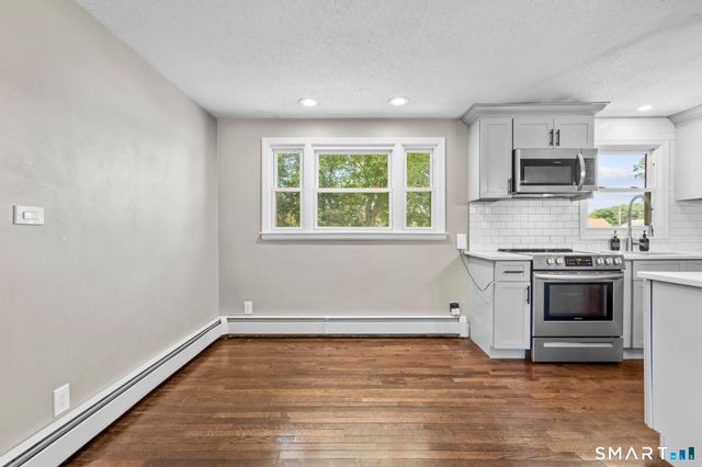 166 Collis Street, West Haven, CT 06516