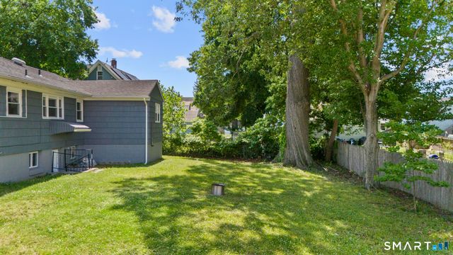 166 Collis Street, West Haven, CT 06516