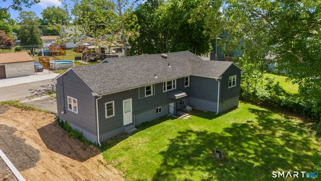 166 Collis Street, West Haven, CT 06516