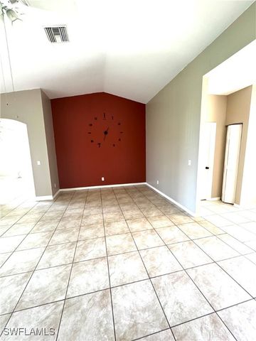 286 Justene CIR, Lehigh Acres, FL 33936