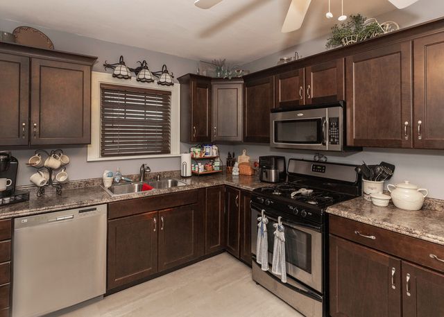 1125 17th Avenue, Moline, IL 61265