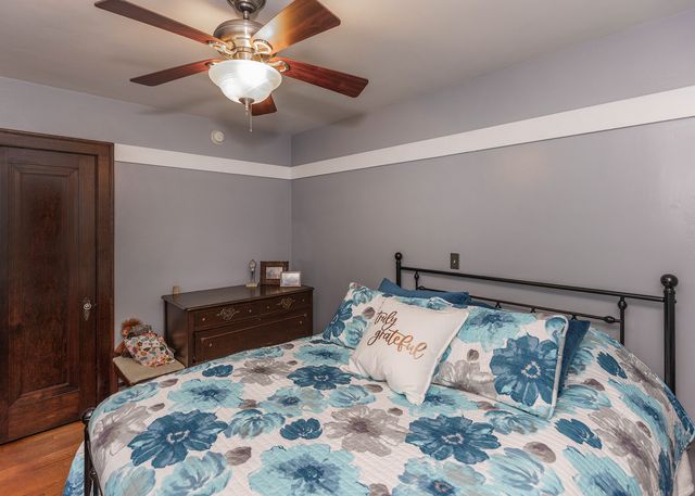 1125 17th Avenue, Moline, IL 61265