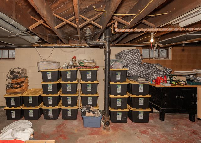 1125 17th Avenue, Moline, IL 61265