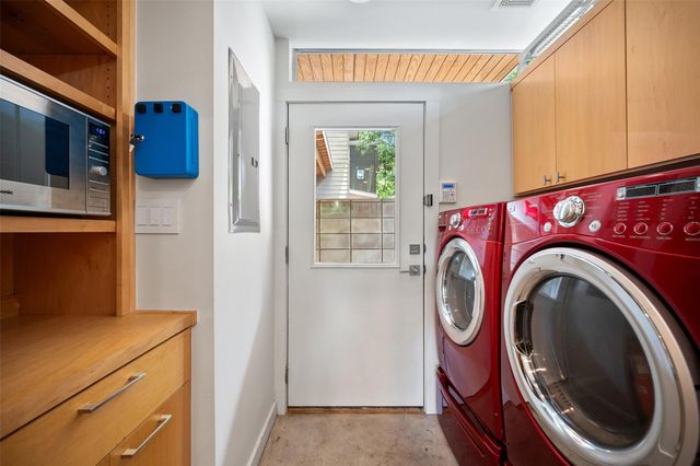 1411 E 2nd ST B2, Austin, TX 78702