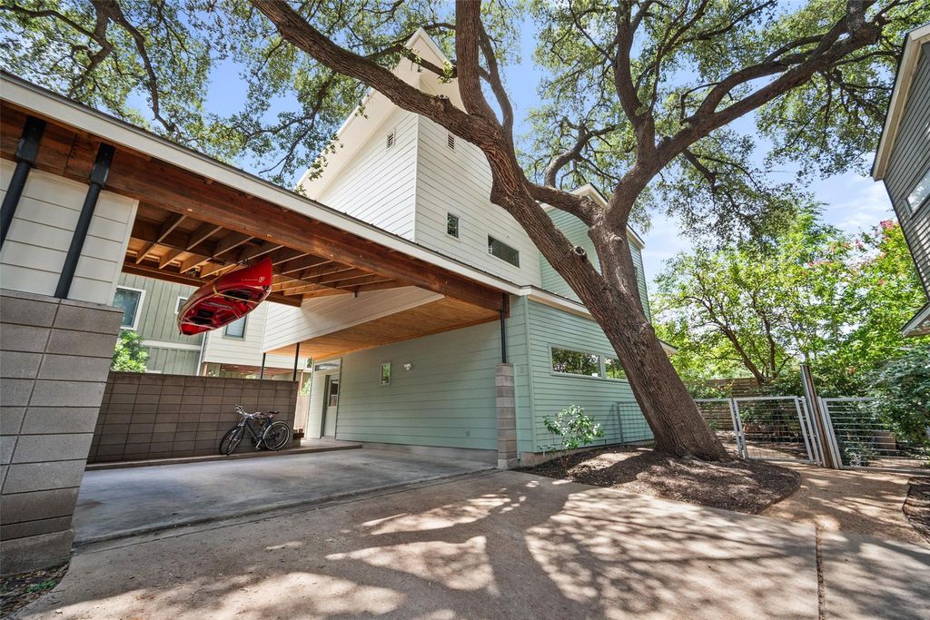 1411 E 2nd ST B2, Austin, TX 78702