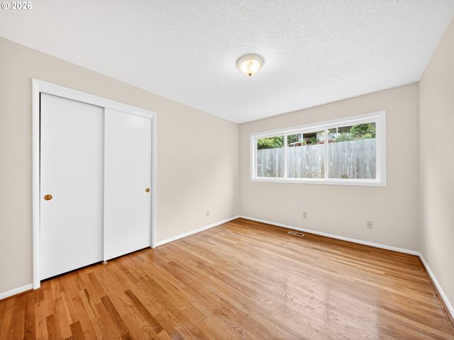 3523 Sw JERALD Ct, Portland, OR 97221