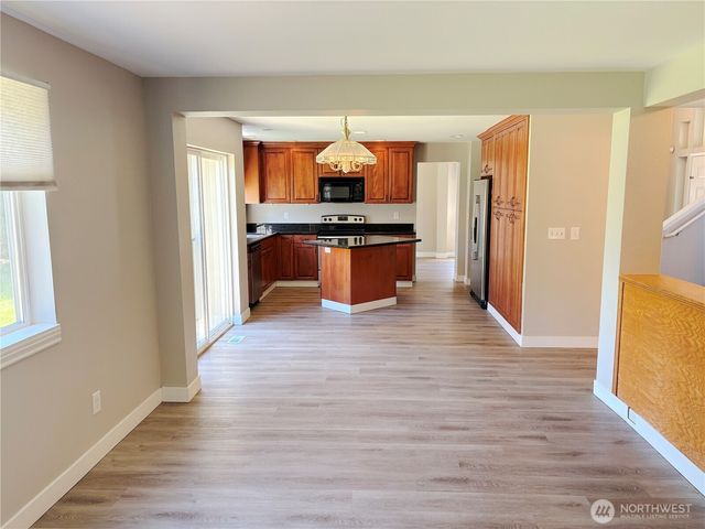 24712 234th Way SE, Maple Valley, WA 98038