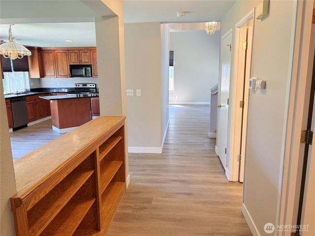 24712 234th Way SE, Maple Valley, WA 98038