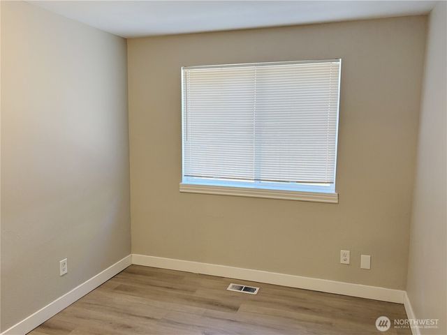 24712 234th Way SE, Maple Valley, WA 98038