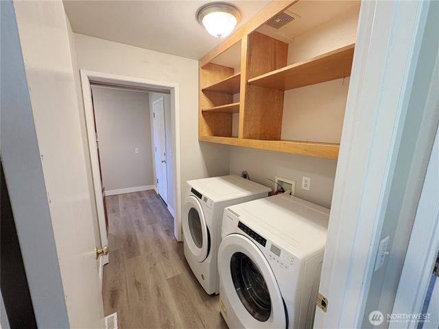 24712 234th Way SE, Maple Valley, WA 98038