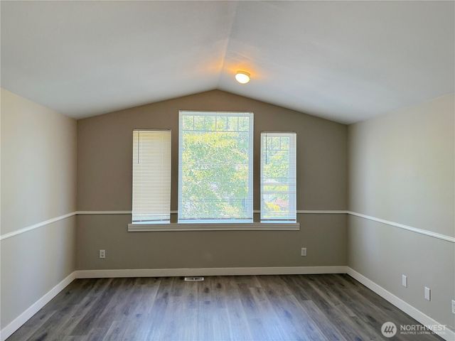 24712 234th Way SE, Maple Valley, WA 98038