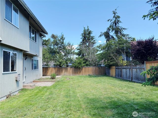 24712 234th Way SE, Maple Valley, WA 98038