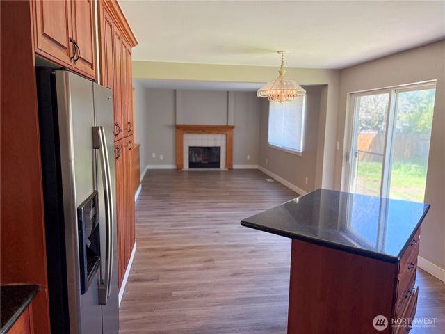 24712 234th Way SE, Maple Valley, WA 98038