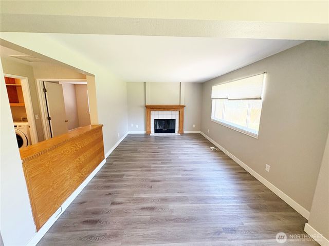 24712 234th Way SE, Maple Valley, WA 98038