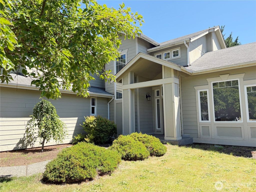 24712 234th Way SE, Maple Valley, WA 98038