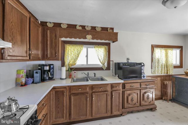 451 JAMES ST, Honey Brook, PA 19344