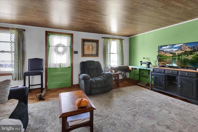451 JAMES ST, Honey Brook, PA 19344
