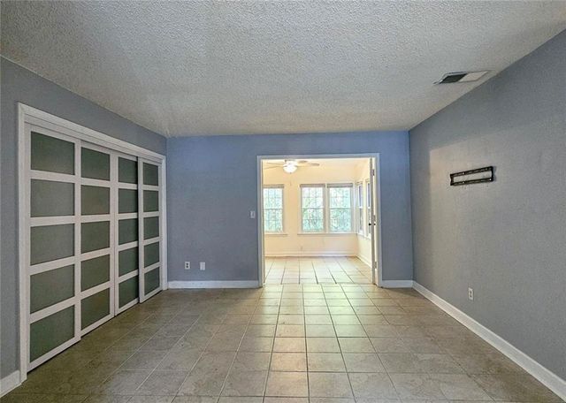 77 De Arc NW Place, Atlanta, GA 30327