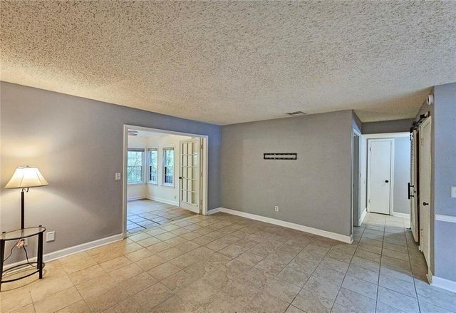 77 De Arc NW Place, Atlanta, GA 30327