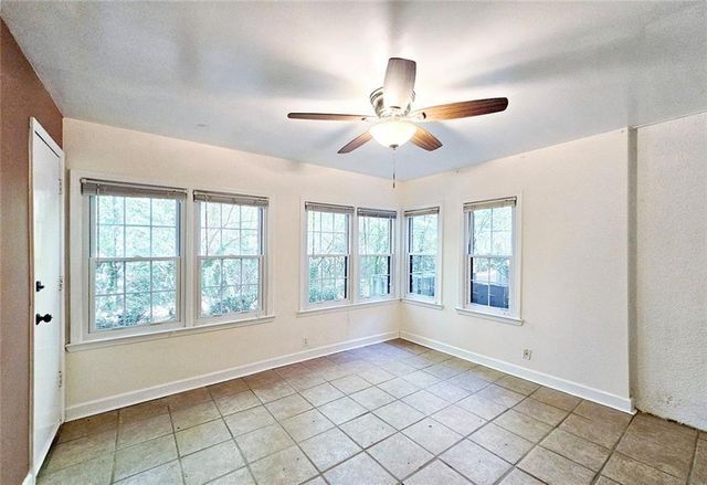 77 De Arc NW Place, Atlanta, GA 30327