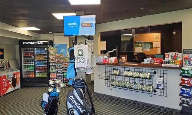 77 De Arc NW Place, Atlanta, GA 30327