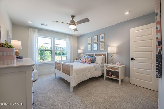 1094 Fawn Valley Way, Wilmington, NC 28409