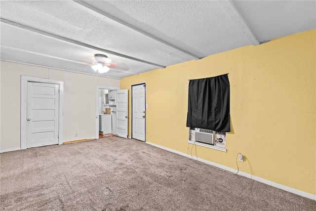 635 Fetick Ave, Taft, TX 78390