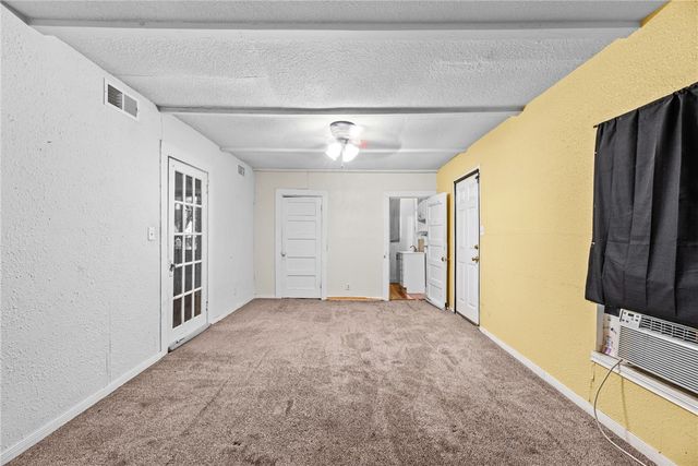 635 Fetick Ave, Taft, TX 78390