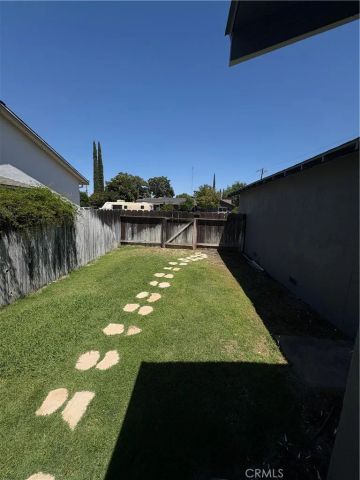 1963 Merced, Merced, CA 95341