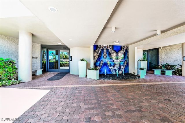 4001 Gulf Shore BLVD N 602, Naples, FL 34103