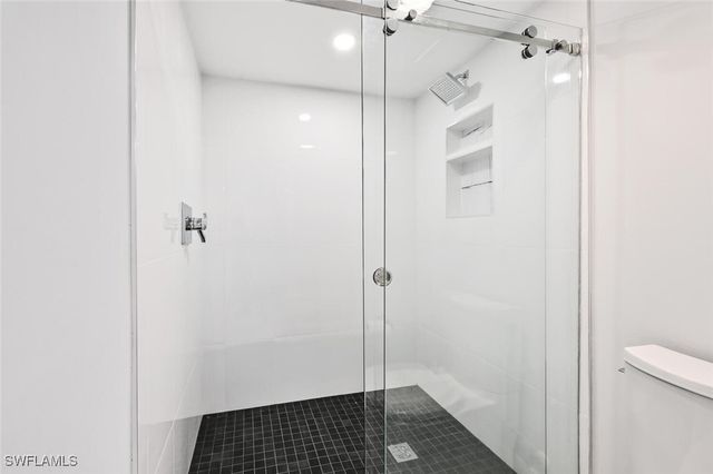 4001 Gulf Shore BLVD N 602, Naples, FL 34103