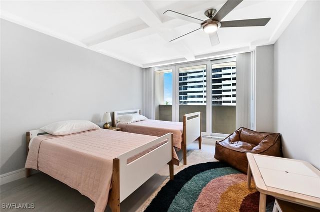 4001 Gulf Shore BLVD N 602, Naples, FL 34103