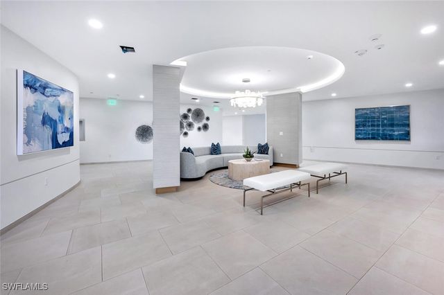 4001 Gulf Shore BLVD N 602, Naples, FL 34103