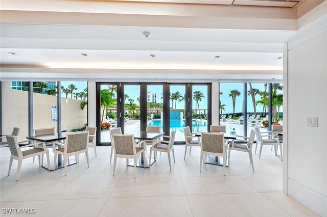 4001 Gulf Shore BLVD N 602, Naples, FL 34103