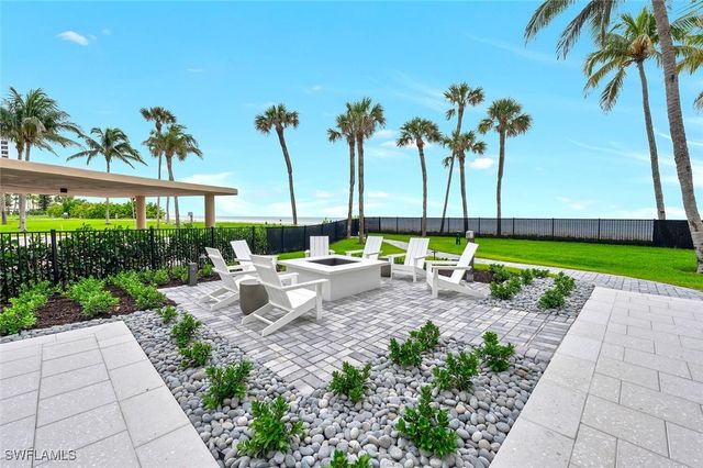 4001 Gulf Shore BLVD N 602, Naples, FL 34103