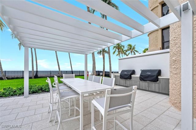 4001 Gulf Shore BLVD N 602, Naples, FL 34103