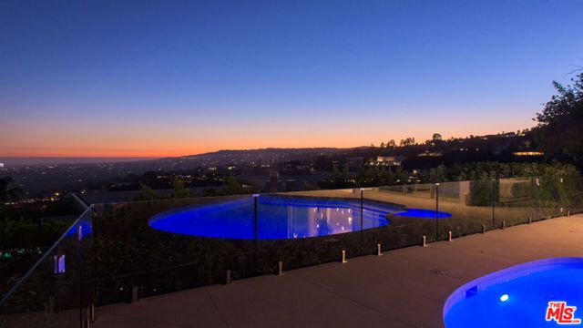 1542 Blue Jay Way, Los Angeles, CA 90069