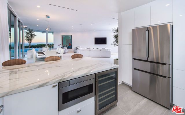 1542 Blue Jay Way, Los Angeles, CA 90069